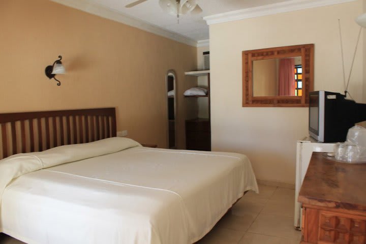 Torre guest room at Cabañas María del Mar hotel