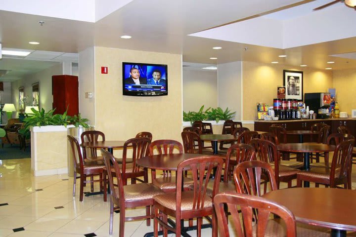 Hampton Inn Orlando - International Airport