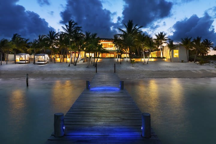 Muelle en la playa