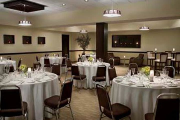 Days Hotel & Conference Centre - Toronto Don Valley dispone de salones de eventos con capacidad para 400 invitados