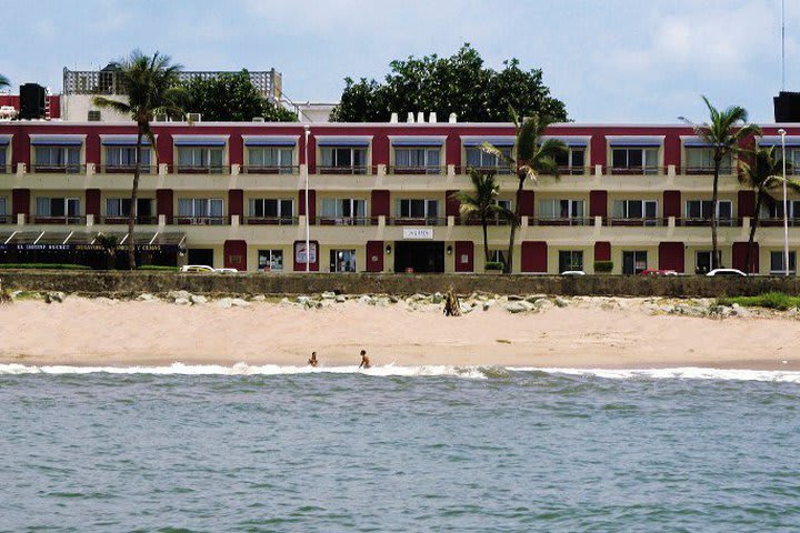 Hotel a pie de playa