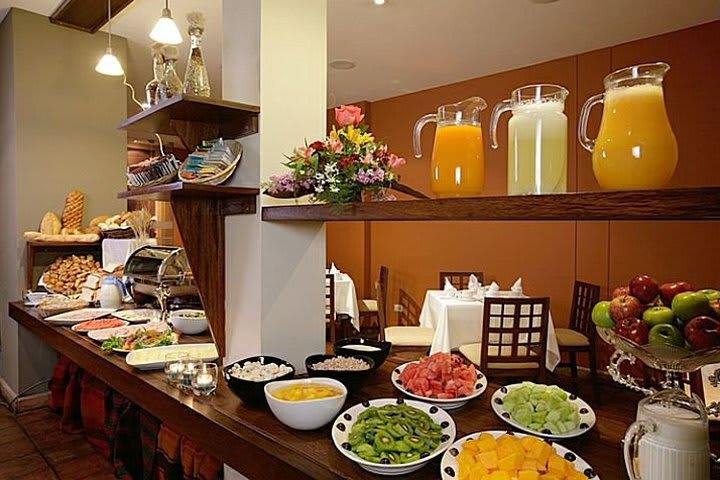 Buffet at Hotel San Agustin El Dorado