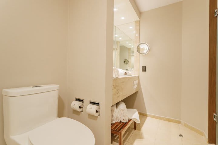 Bathroom in a deluxe superior room