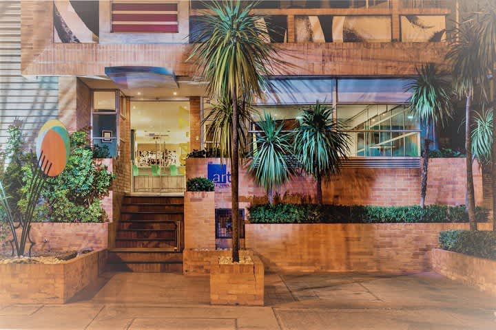 Hotel 104 Art Suites