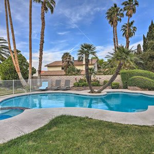 Las Vegas House w/ Pool & Hot Tub - 1 Mi to Strip!