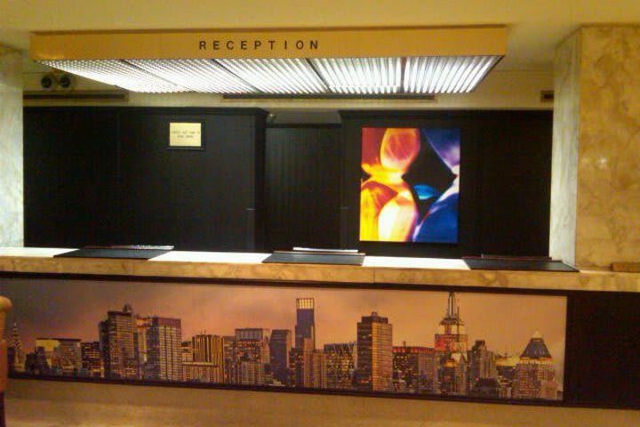 Recepción en el hotel Row NYC