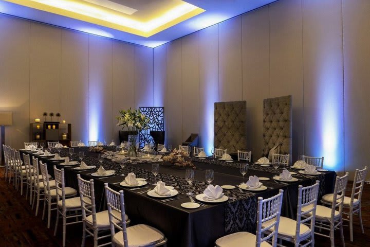 Para todo tipo de reuniones hay un salón de eventos