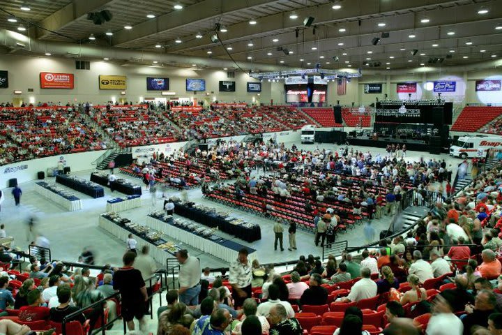 South Point Hotel, Casino and Spa has an arena and equestrian center