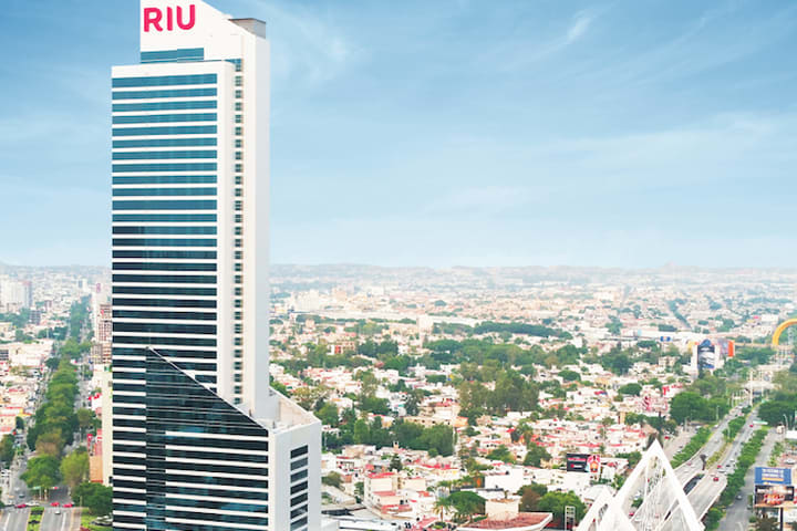 Hotel Riu Plaza Guadalajara