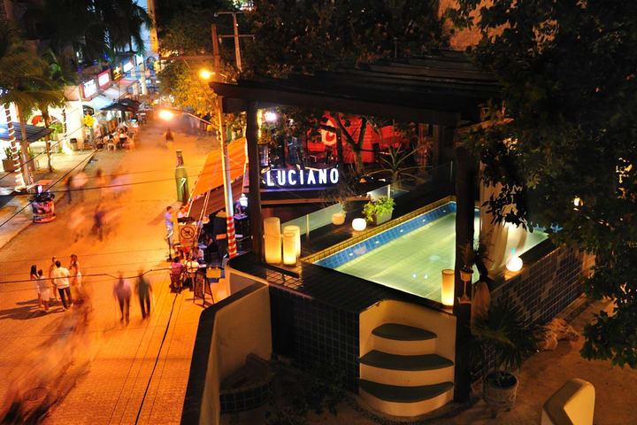 El hotel Quinto Sol está en la Quinta Avenida de Playa del Carmen