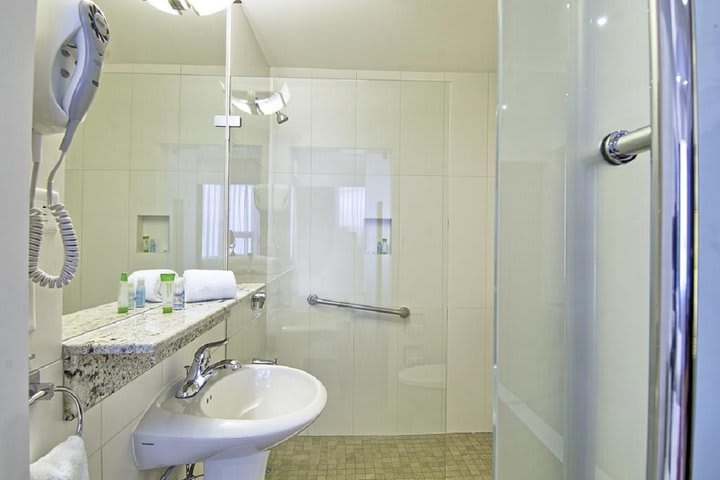 Guest bathroom