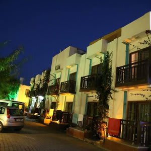 Manolya Hotel