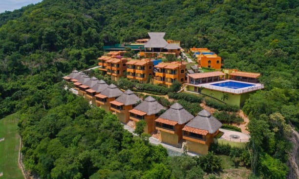 El Corazón Resort