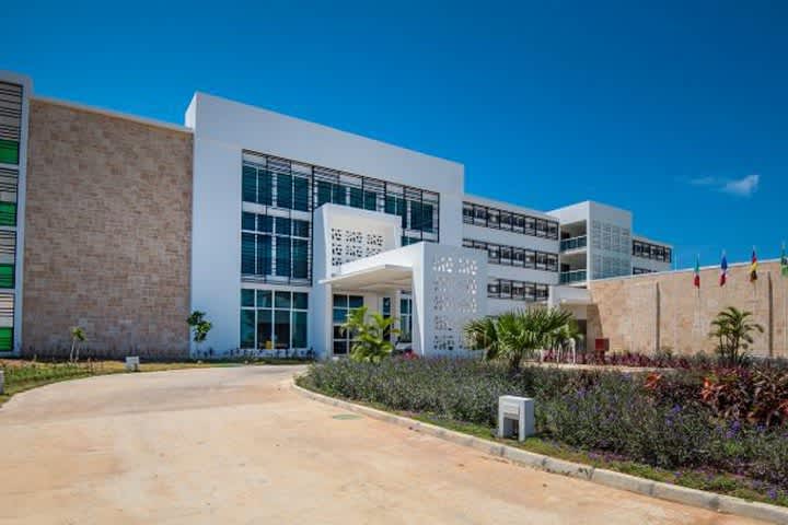 Hotel Las Salinas Plaza & Spa