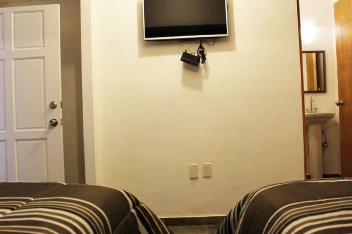 Room with flat-screen TV